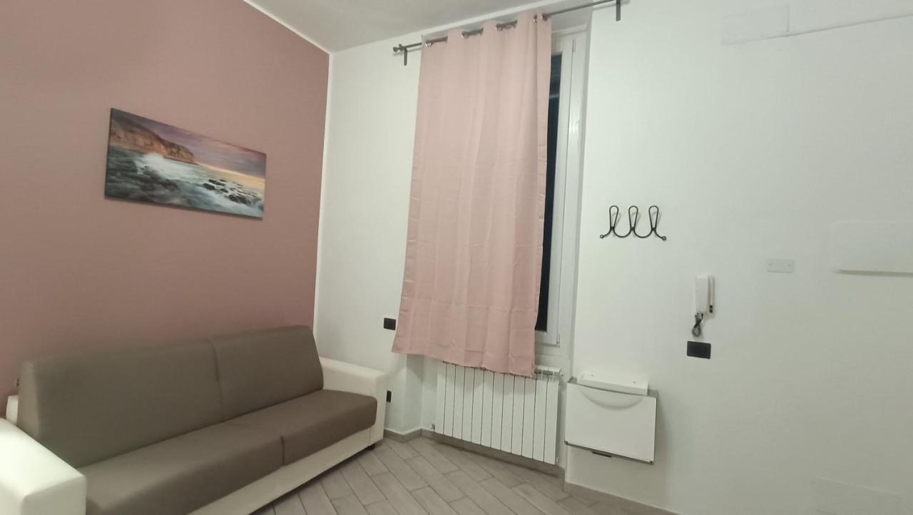 Il Filo Di Claudia Apartamento Savona Exterior foto